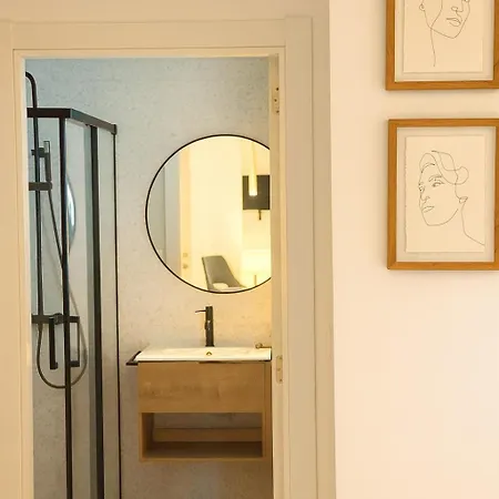 Beachside Coruna Apartment *